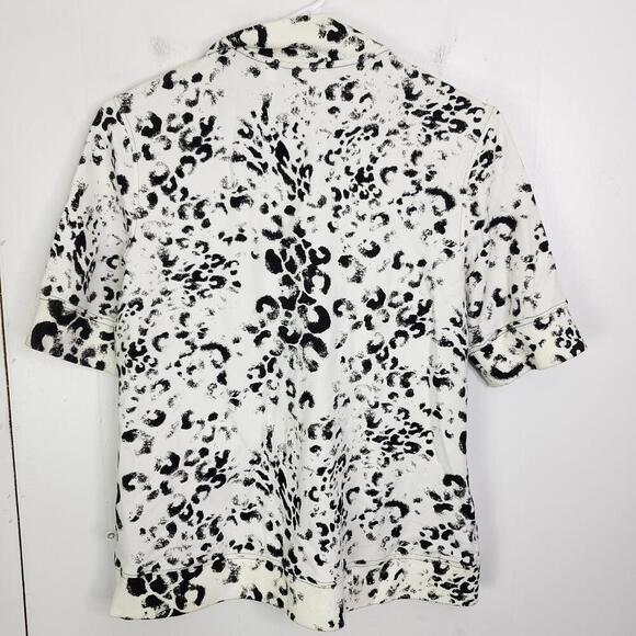 Chicos Jacket Womens S Full Zip Zenergy Athleisure Casual Weekend Exotic Animal - Picture 9 of 9